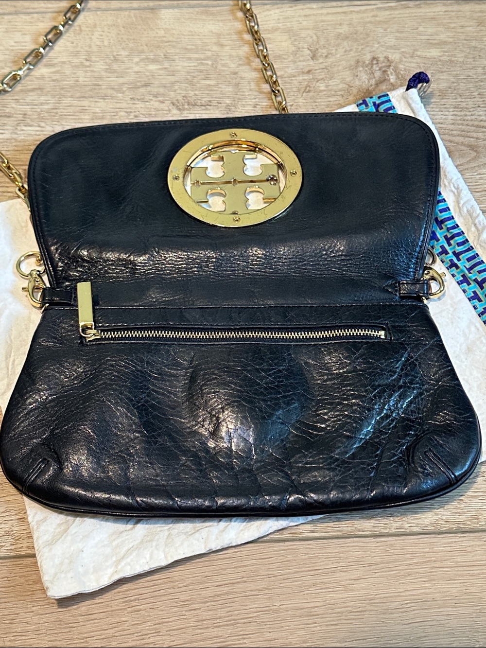 Tory Burch Reva Purse - Picture 4 of 10